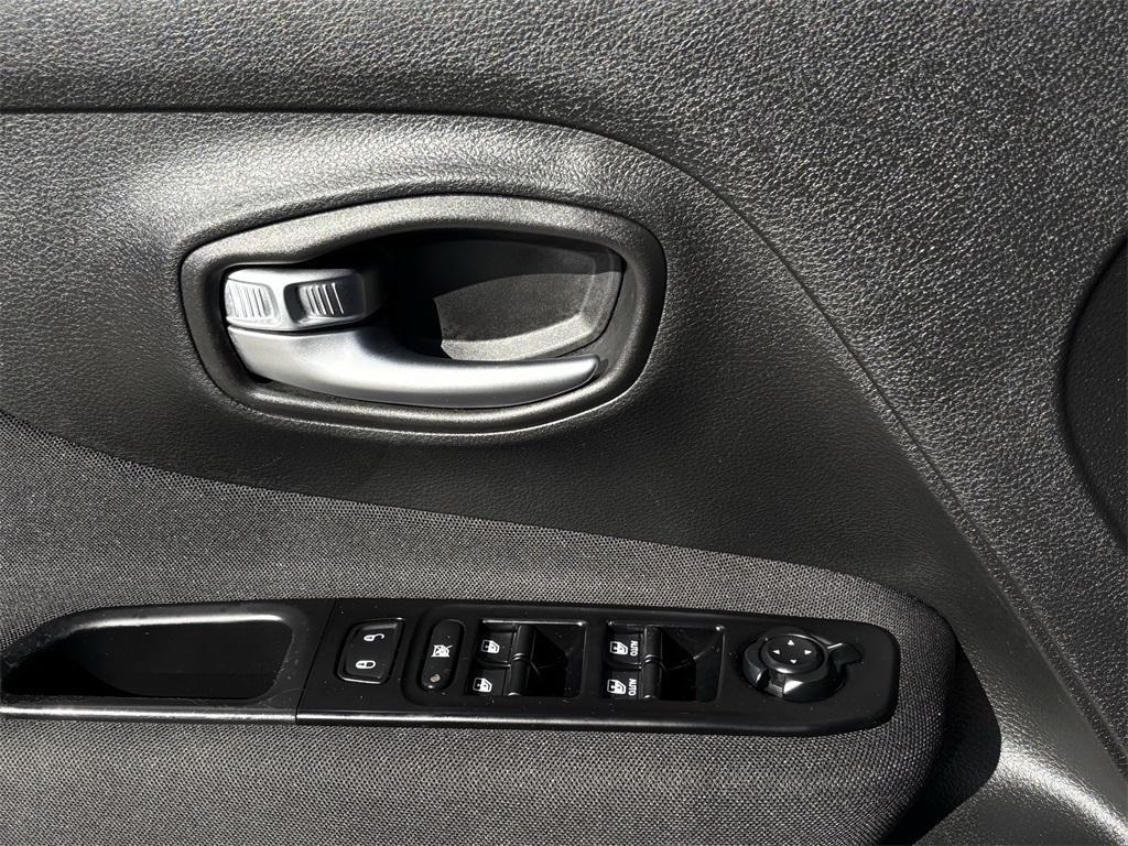 used 2021 Jeep Renegade car, priced at $15,435