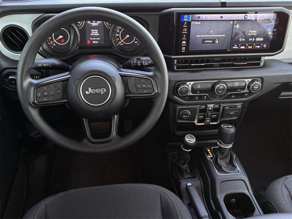 new 2025 Jeep Wrangler car, priced at $37,513