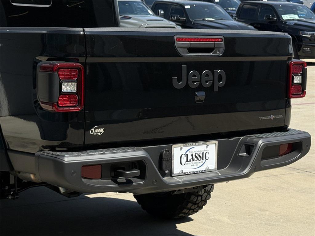 new 2025 Jeep Gladiator car, priced at $44,000