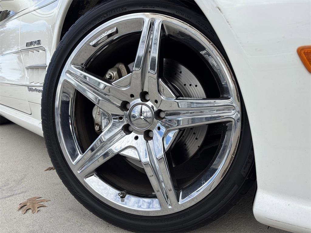 used 2009 Mercedes-Benz SL-Class car, priced at $18,801