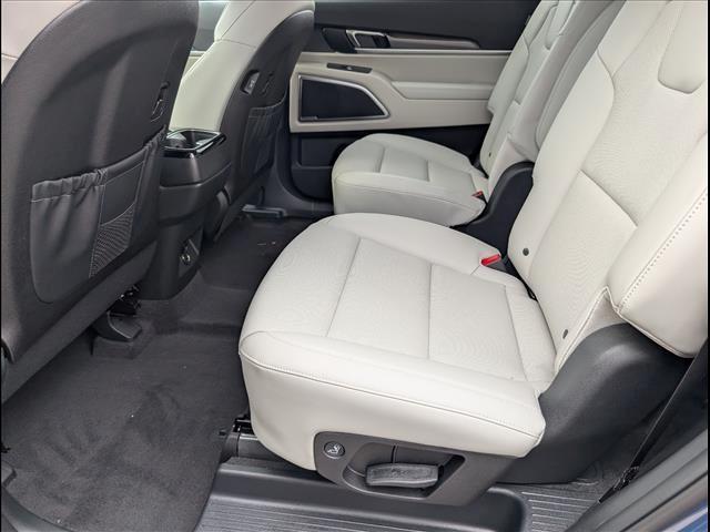 new 2025 Kia Telluride car, priced at $39,645