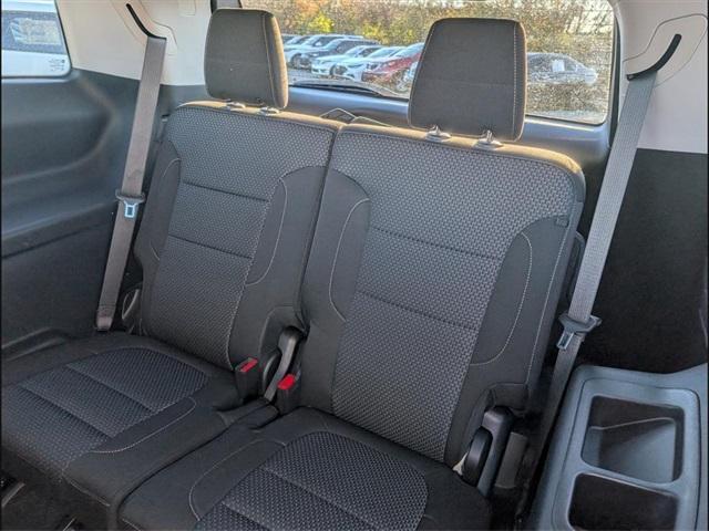 used 2022 GMC Acadia car, priced at $22,995