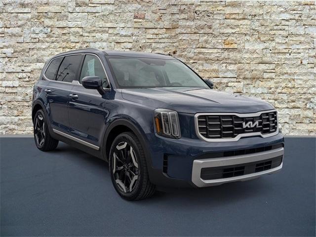 used 2024 Kia Telluride car, priced at $32,493