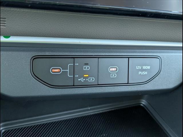 new 2026 Kia Carnival car, priced at $39,994