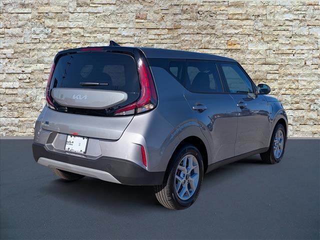 new 2025 Kia Soul car, priced at $21,936