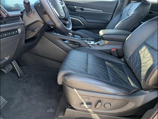 used 2024 Kia Telluride car, priced at $45,991
