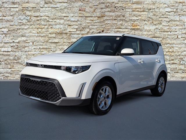new 2025 Kia Soul car, priced at $19,991