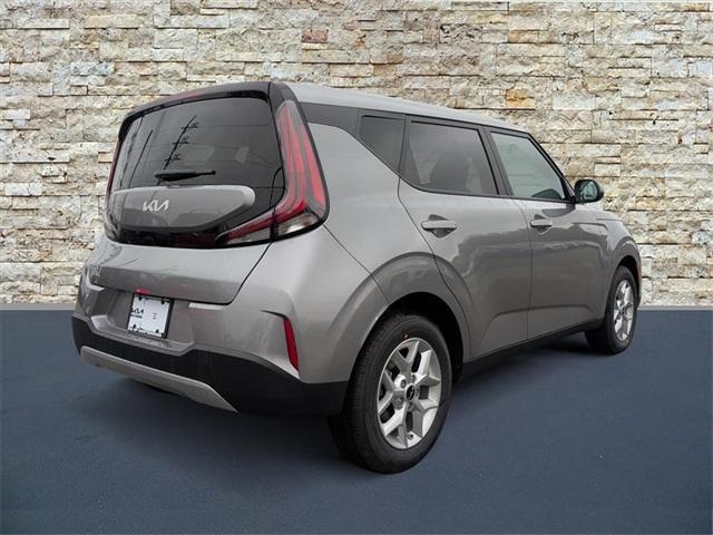 new 2025 Kia Soul car, priced at $21,936