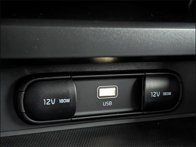 new 2025 Kia Soul car, priced at $21,936