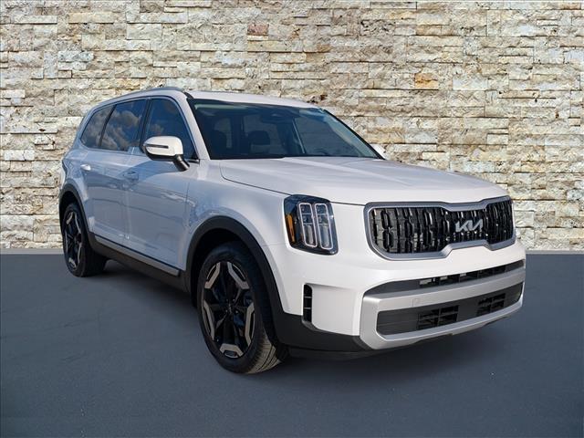 new 2025 Kia Telluride car, priced at $45,199