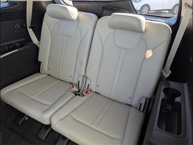 used 2025 Kia Sorento car, priced at $36,991