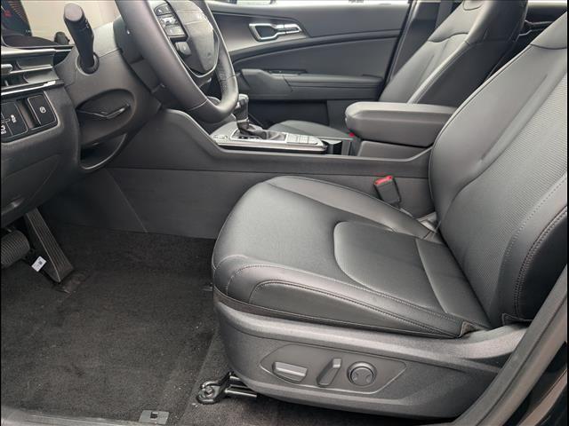 new 2026 Kia Sportage car, priced at $30,565