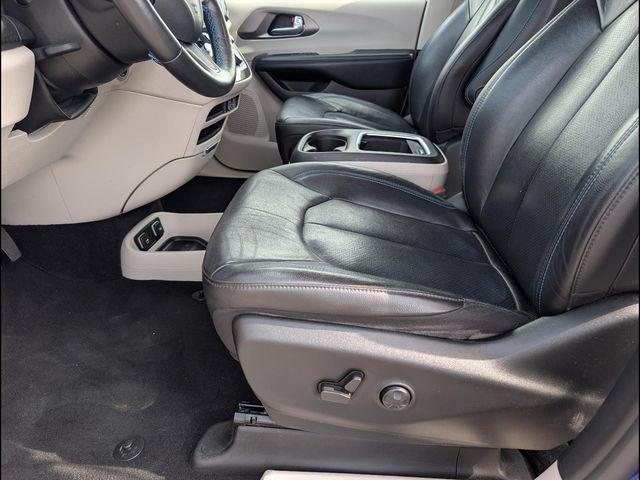 used 2021 Chrysler Pacifica car, priced at $24,392