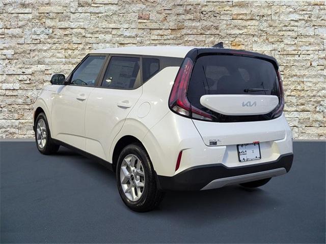 new 2025 Kia Soul car, priced at $22,070