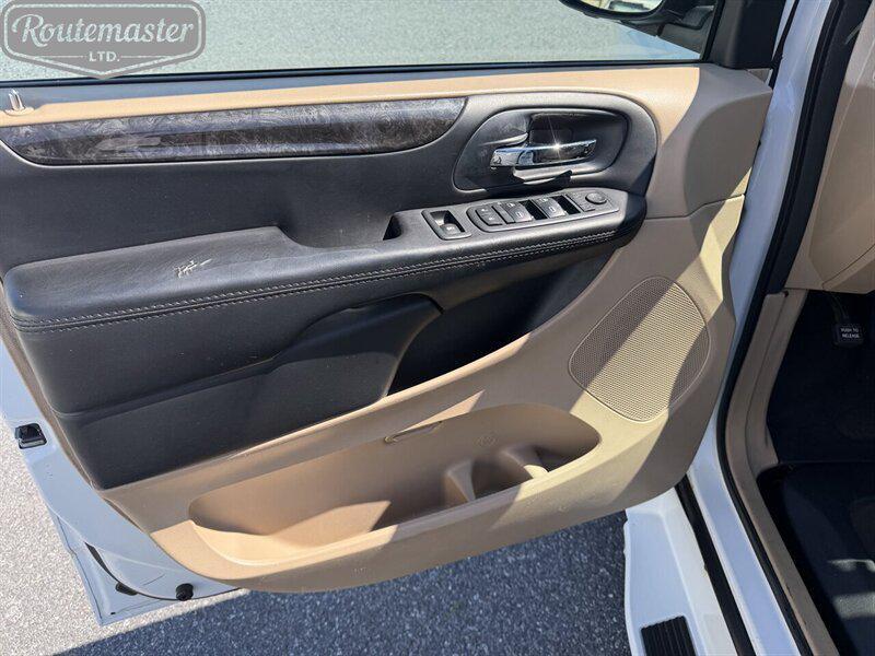 used 2014 Dodge Grand Caravan car, priced at $7,500