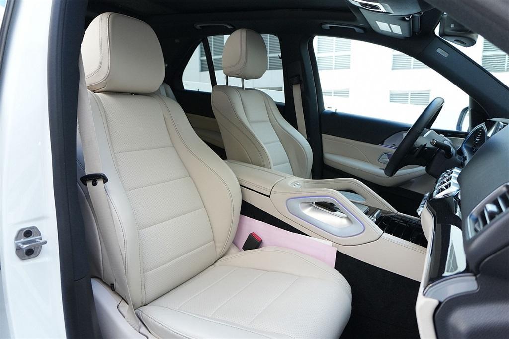 used 2023 Mercedes-Benz GLE 450 car, priced at $54,694
