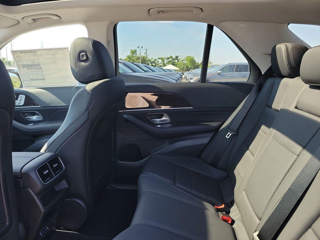 new 2026 Mercedes-Benz GLE 450 car, priced at $79,585