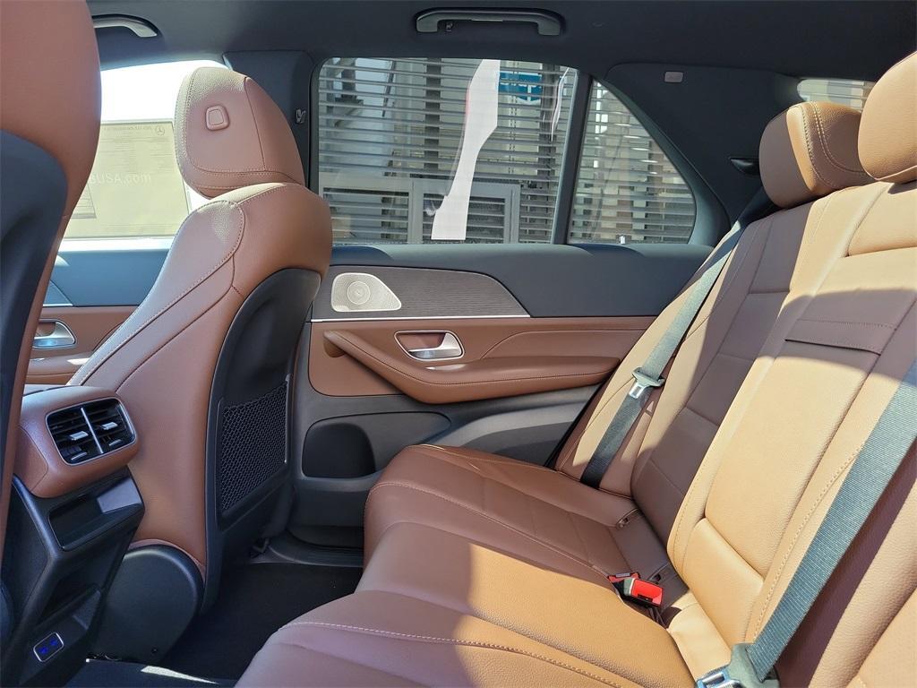 new 2026 Mercedes-Benz GLE 450 car