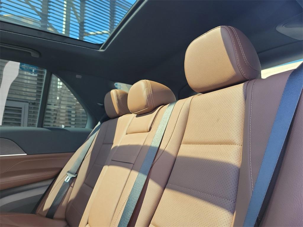 new 2026 Mercedes-Benz GLE 450 car