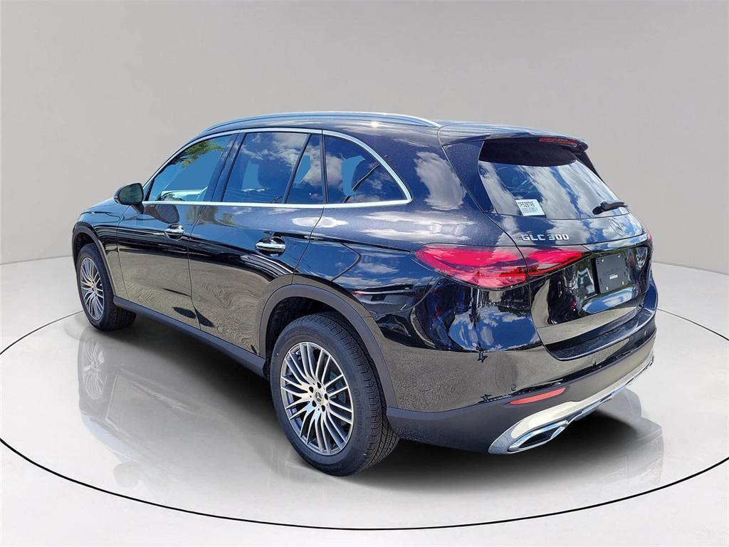 new 2026 Mercedes-Benz GLC 300 car