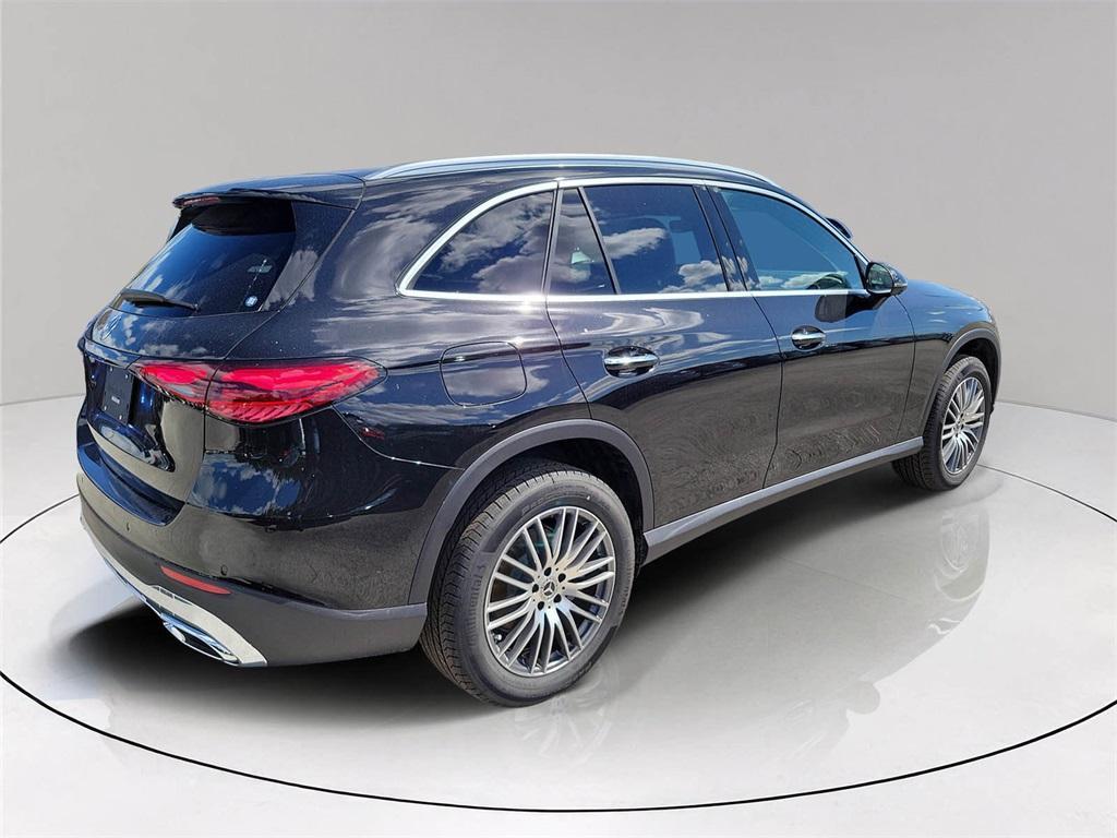 new 2026 Mercedes-Benz GLC 300 car