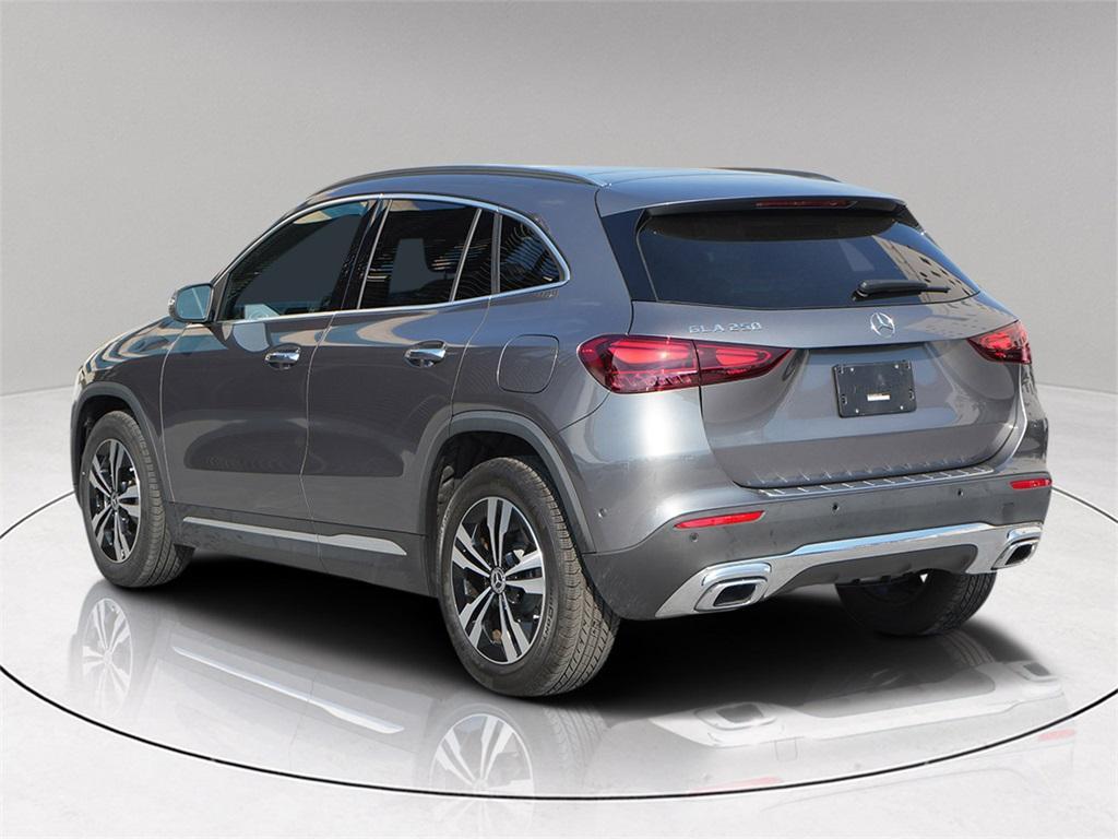 used 2024 Mercedes-Benz GLA 250 car, priced at $36,997