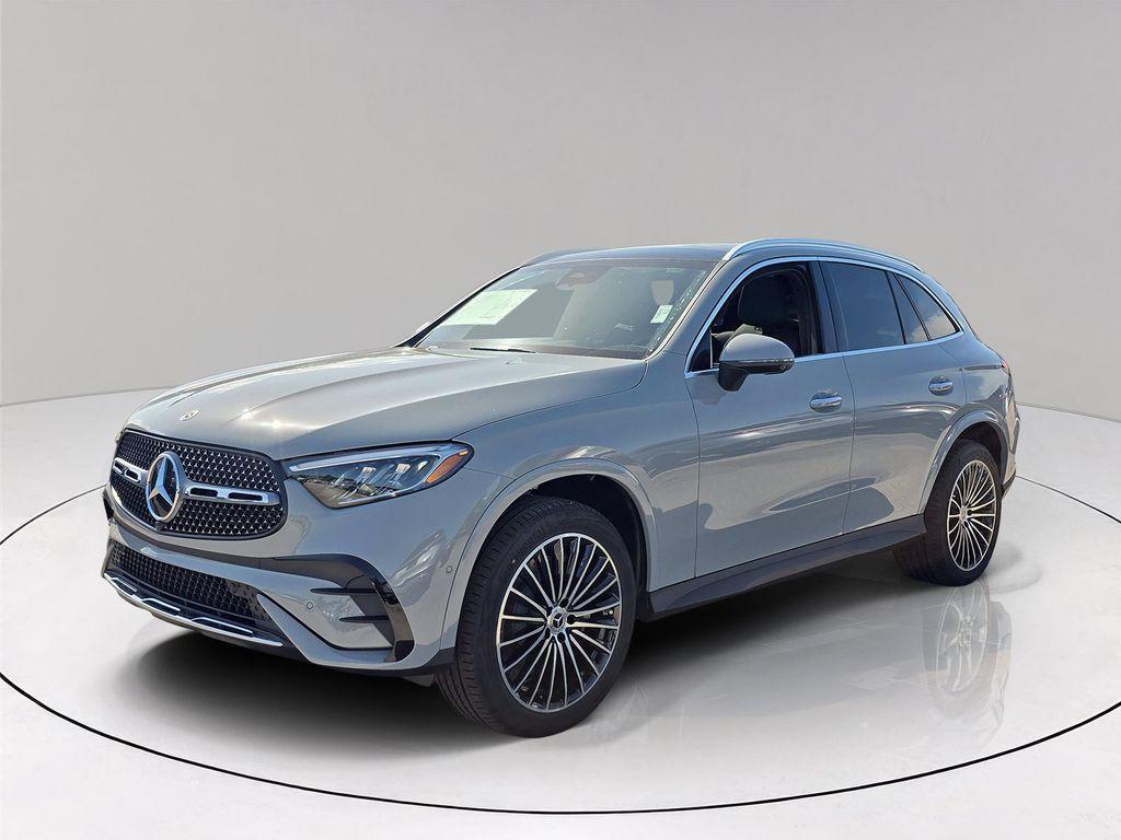 new 2026 Mercedes-Benz GLC 300 car