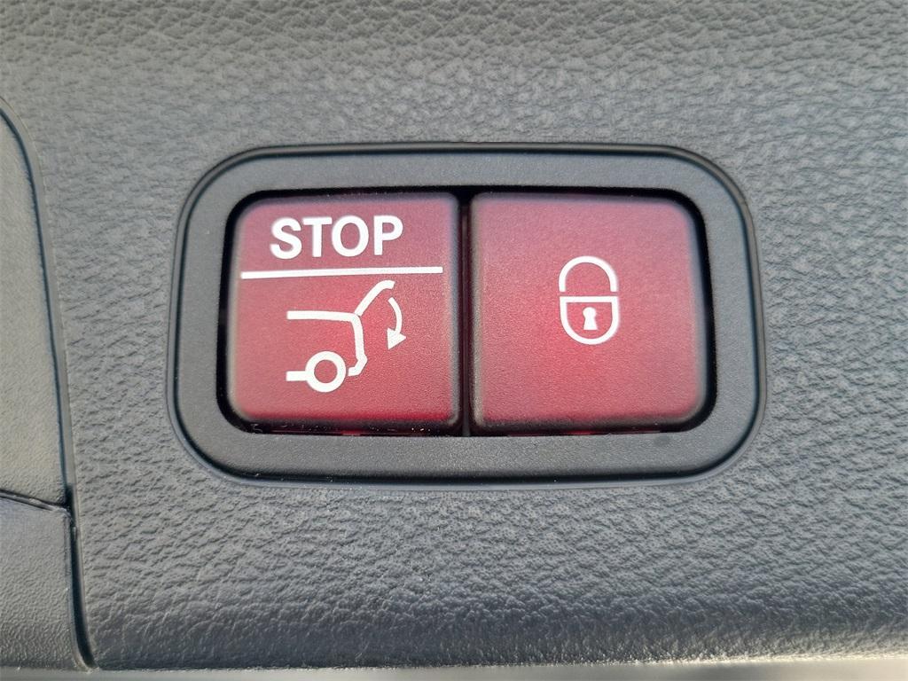 used 2023 Mercedes-Benz GLS 450 car, priced at $67,900