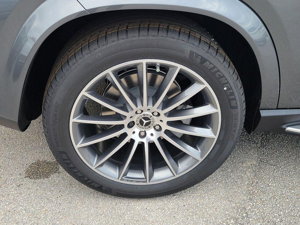 new 2026 Mercedes-Benz GLE 450 car, priced at $81,015