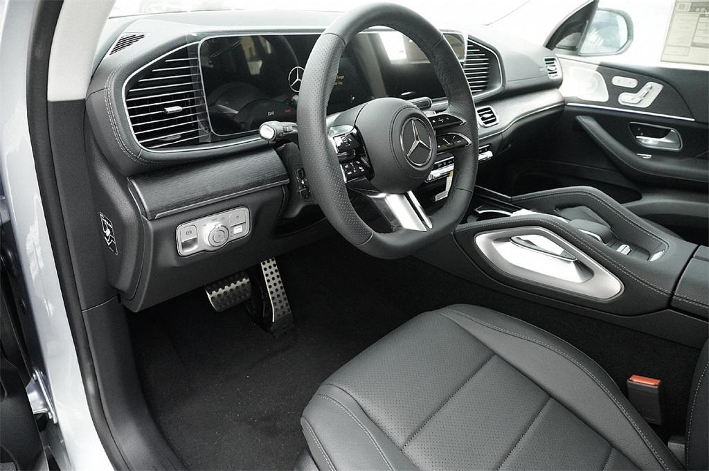 new 2026 Mercedes-Benz GLS 450 car, priced at $96,995
