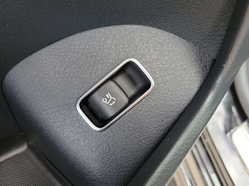new 2026 Mercedes-Benz GLE 350 car, priced at $75,165
