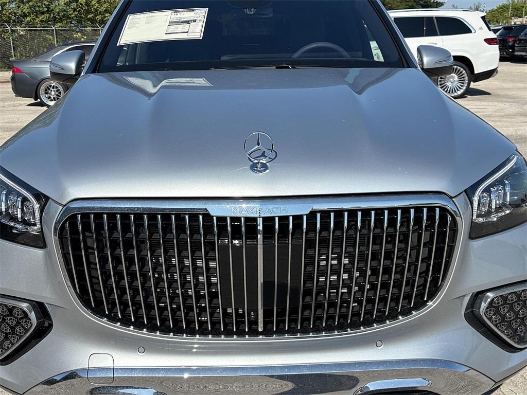 new 2026 Mercedes-Benz Maybach GLS 600 car