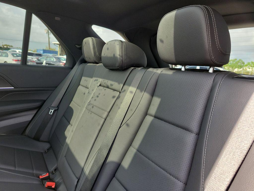 new 2026 Mercedes-Benz GLE 450 car, priced at $81,220