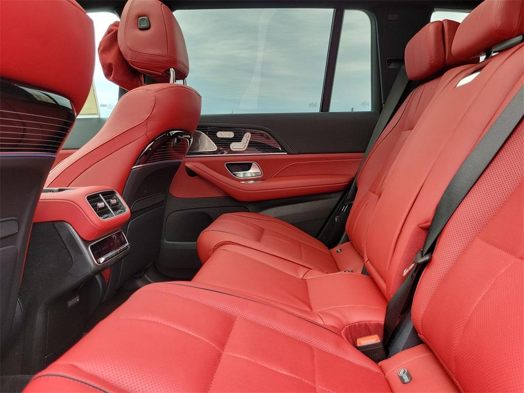 new 2026 Mercedes-Benz GLS 450 car