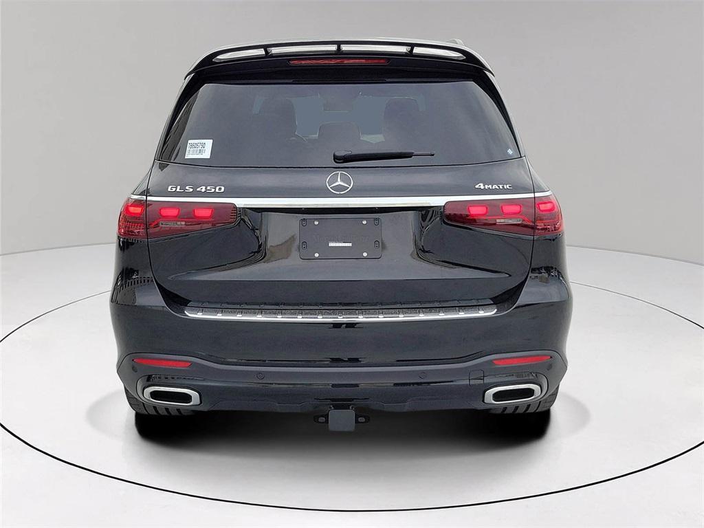 new 2026 Mercedes-Benz GLS 450 car