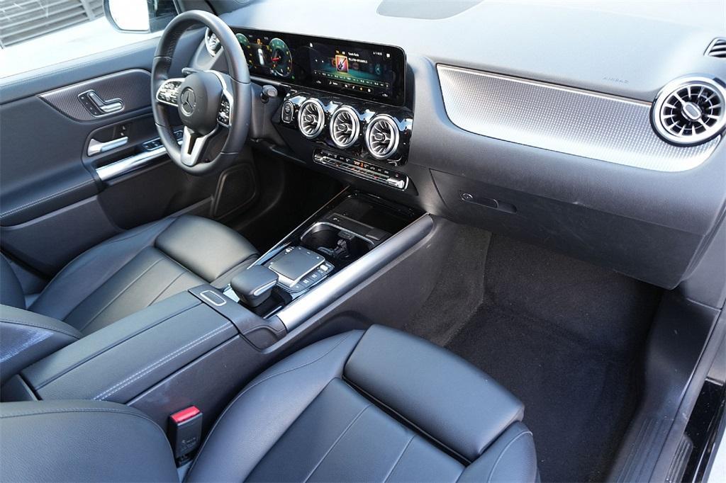 used 2022 Mercedes-Benz GLA 250 car, priced at $30,900