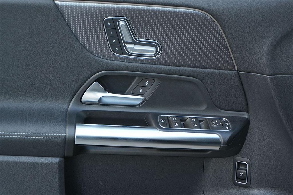 used 2022 Mercedes-Benz GLA 250 car, priced at $30,900