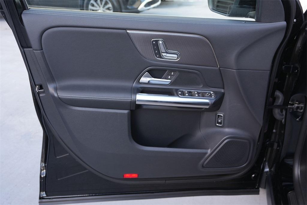 used 2022 Mercedes-Benz GLA 250 car, priced at $30,900