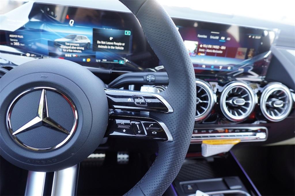 new 2025 Mercedes-Benz GLA 250 car, priced at $44,739