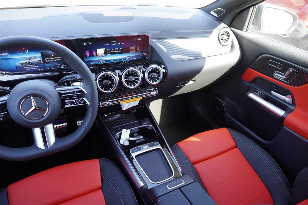 new 2025 Mercedes-Benz GLA 250 car, priced at $44,739