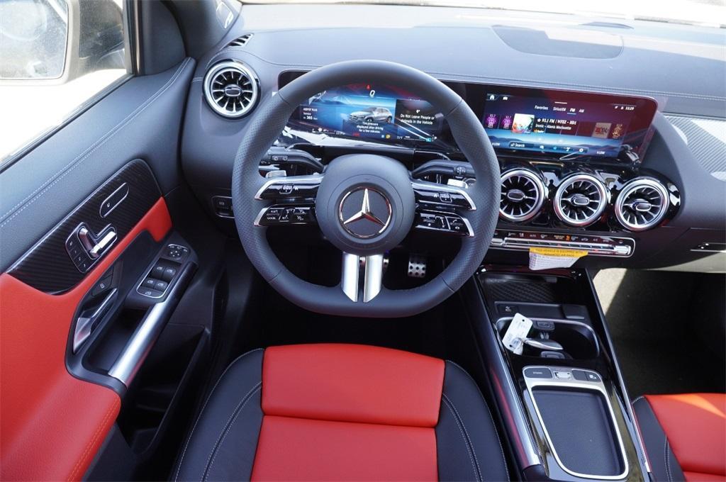 new 2025 Mercedes-Benz GLA 250 car, priced at $44,739