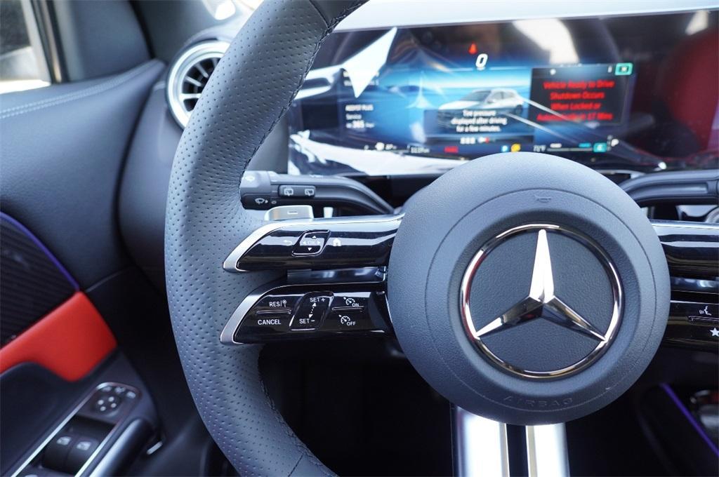 new 2025 Mercedes-Benz GLA 250 car, priced at $44,739