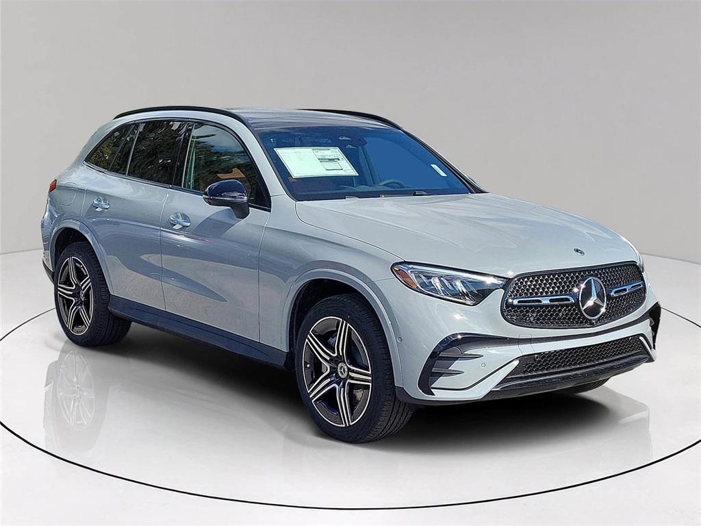 new 2026 Mercedes-Benz GLC 300 car
