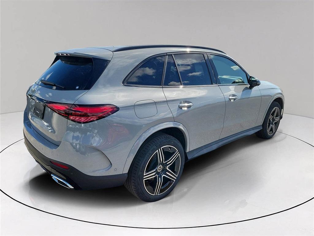 new 2026 Mercedes-Benz GLC 300 car