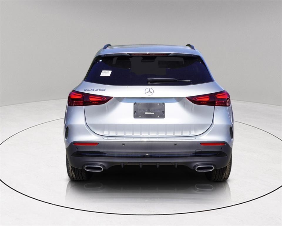 new 2025 Mercedes-Benz GLA 250 car, priced at $54,240