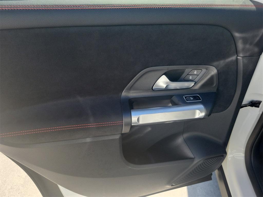 used 2023 Mercedes-Benz GLB 250 car, priced at $33,929