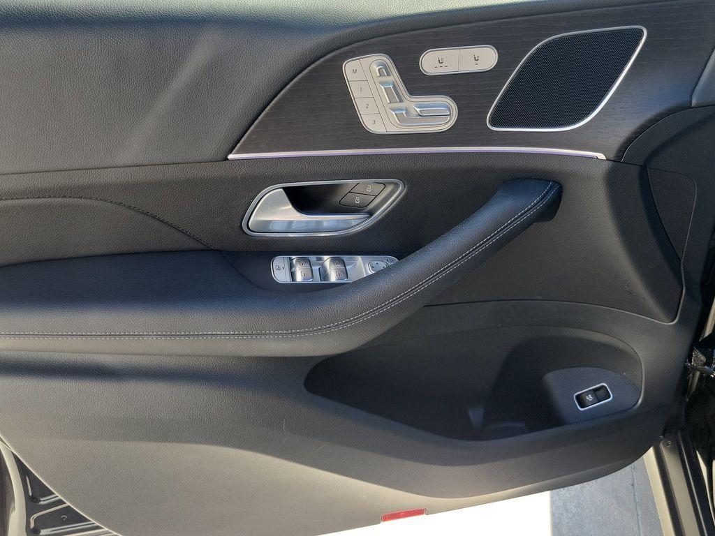 used 2025 Mercedes-Benz GLE 350 car, priced at $58,882