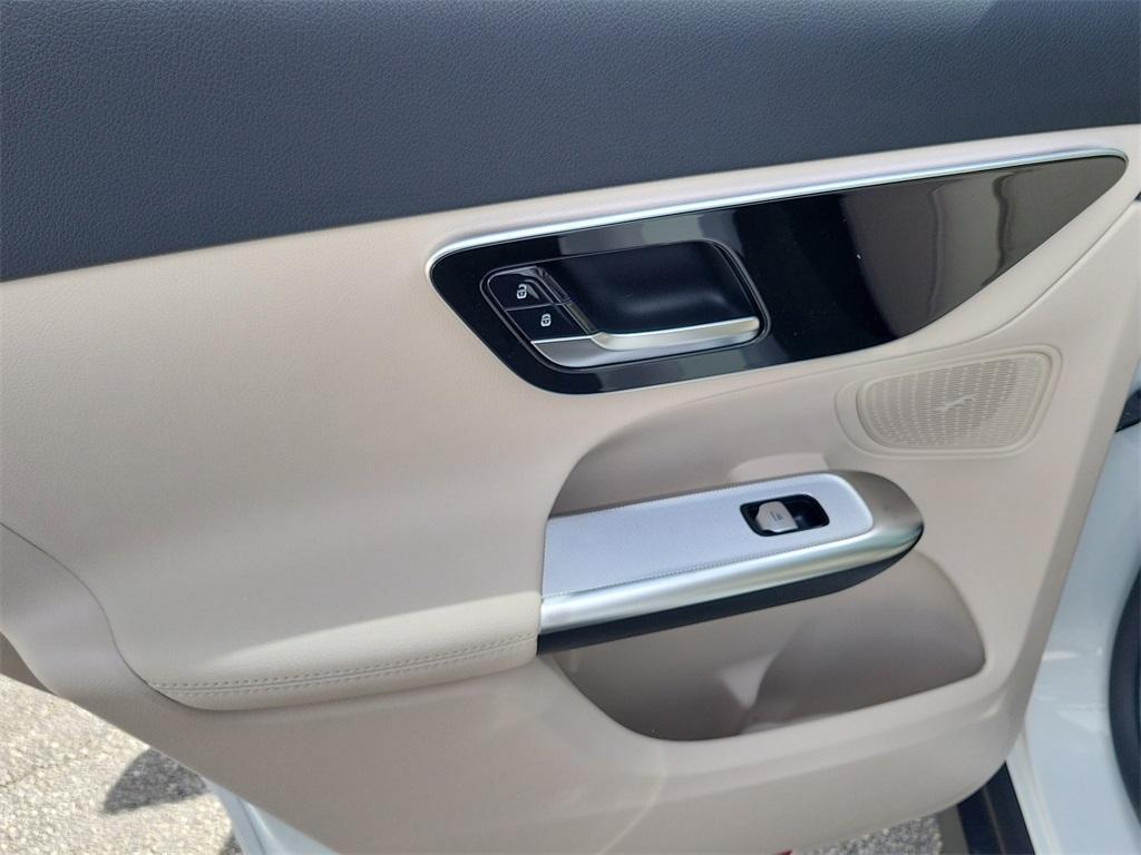 new 2026 Mercedes-Benz GLC 300 car