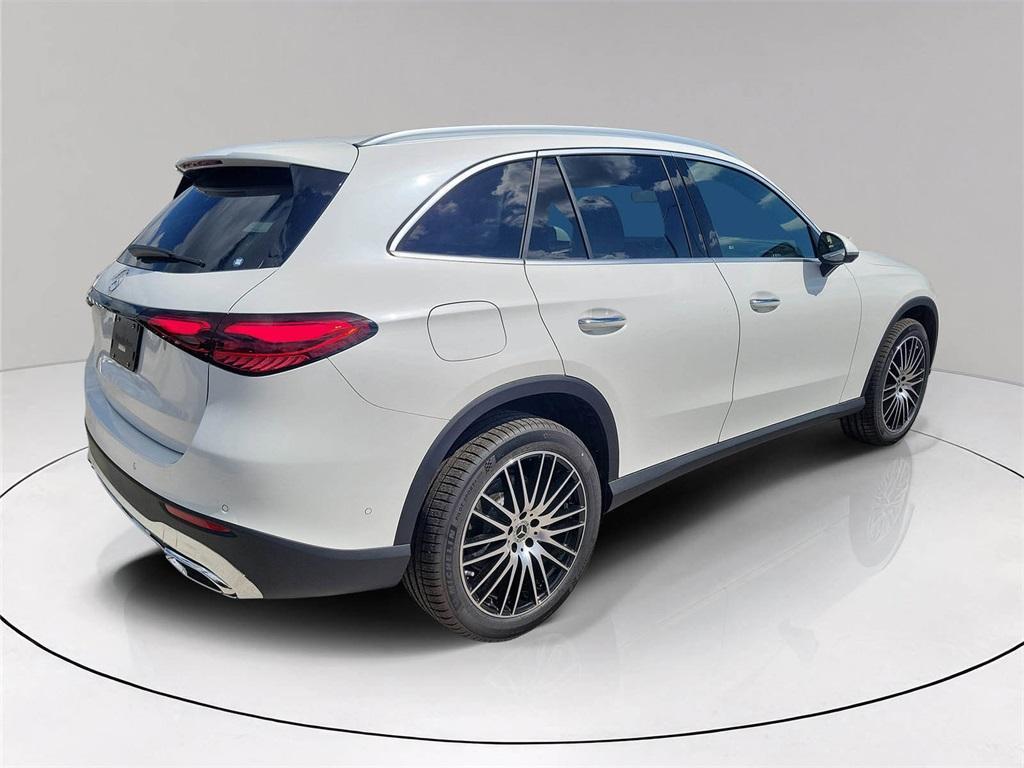 new 2026 Mercedes-Benz GLC 300 car