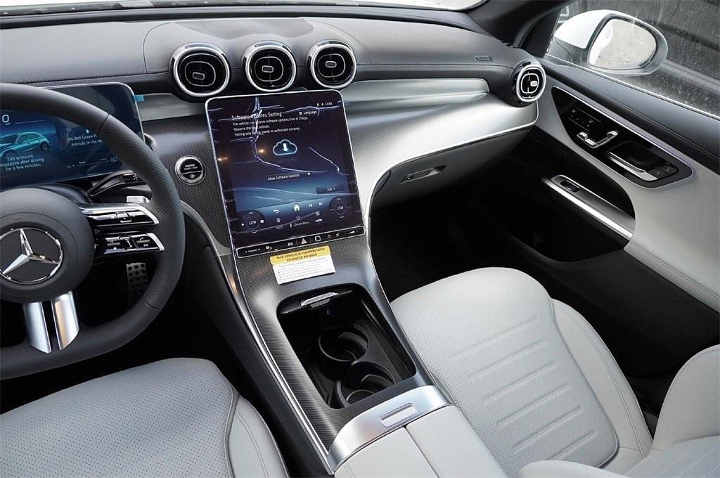 new 2026 Mercedes-Benz GLC 300 car